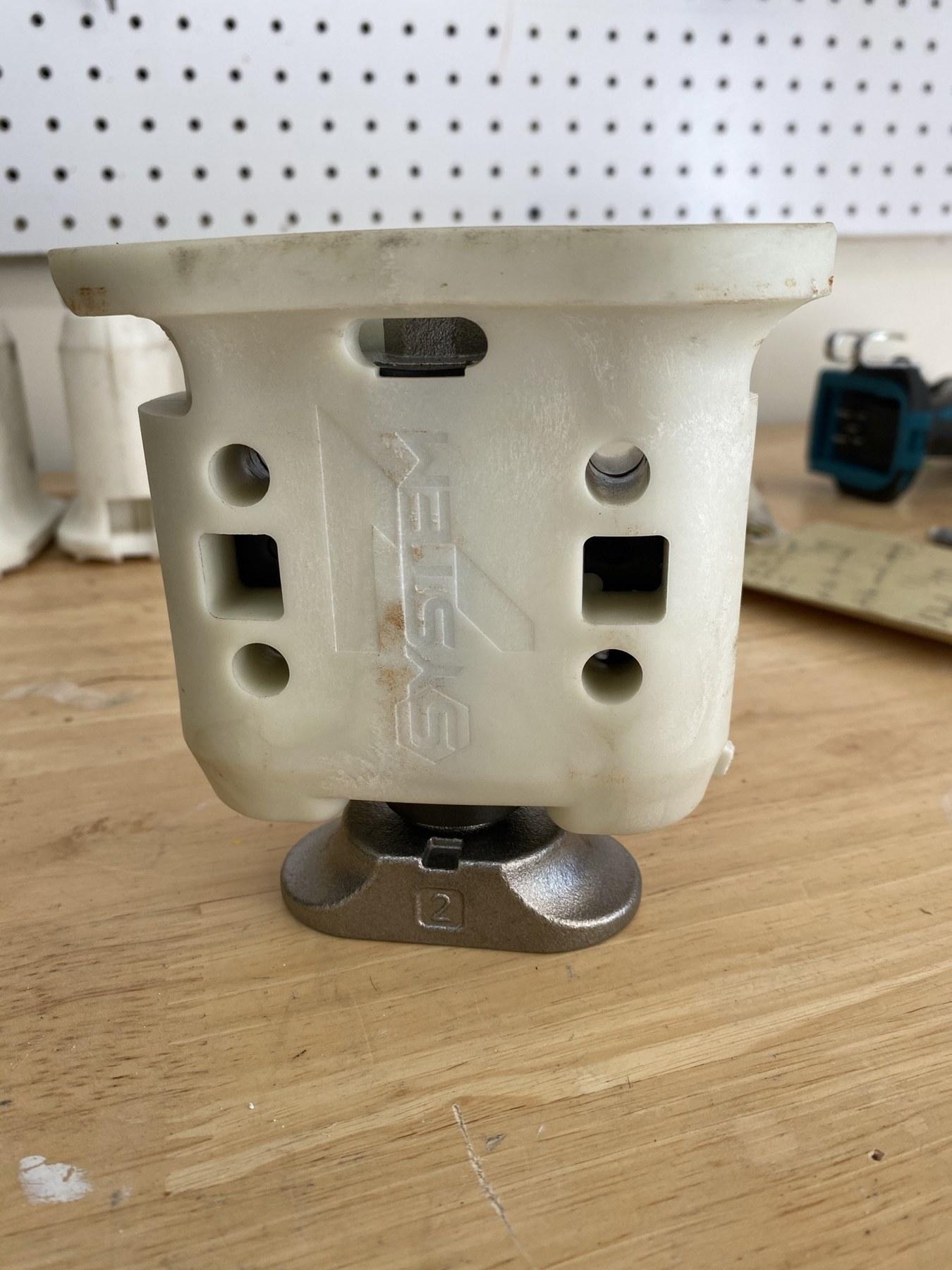 Revised S7 locking pin with the new internal geometry