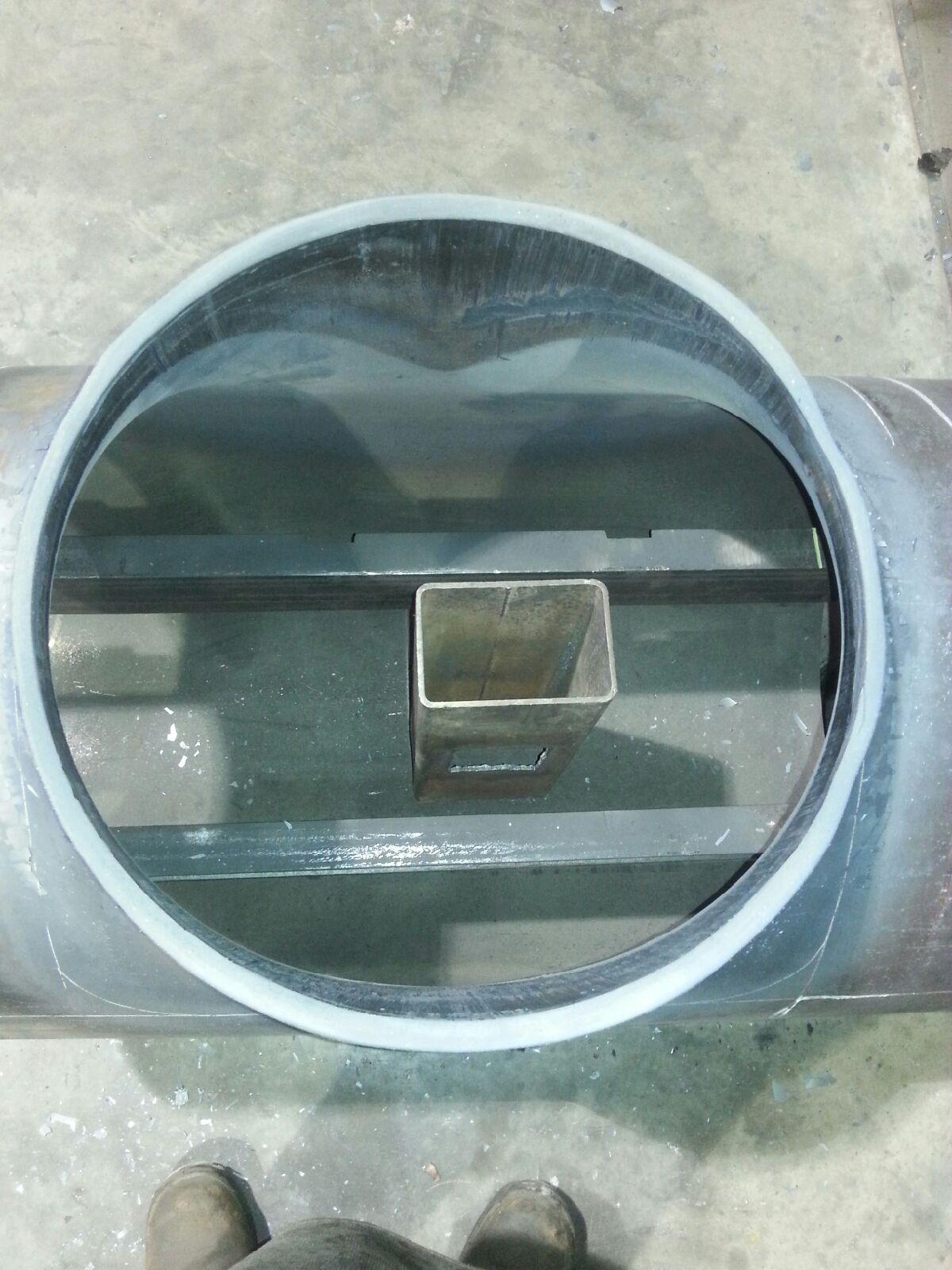 Looking through an extruded branch that is visibly out of round